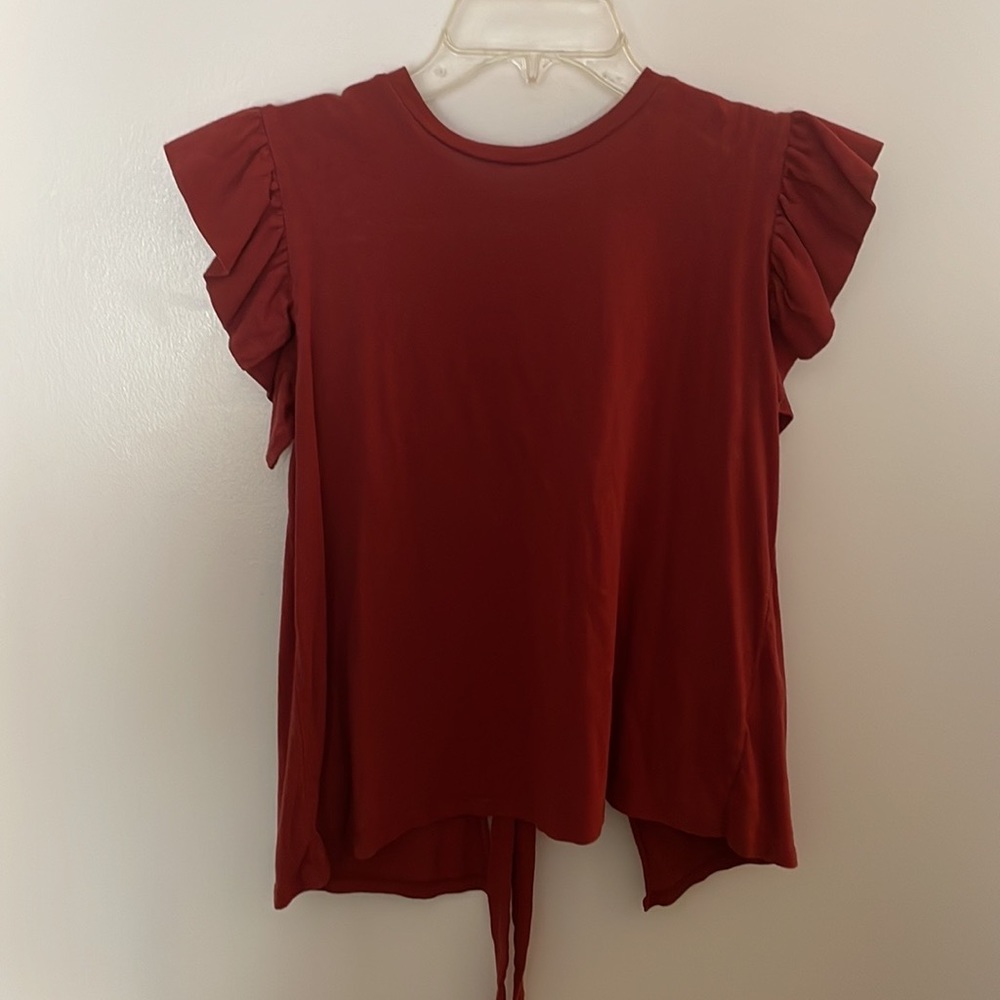 Burnt orange top with open back